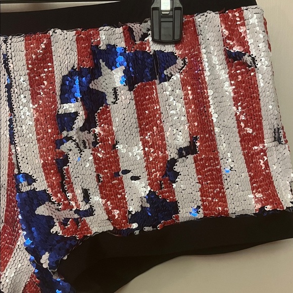 Derby Kiss USA Flag Sequin Athletic Shorts size XL - Picture 4 of 7